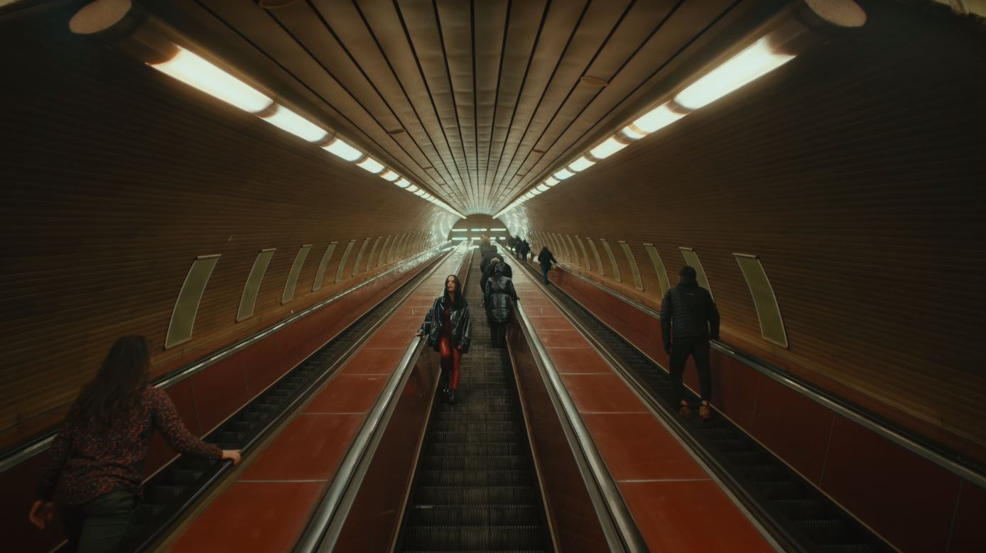 Le Son du moment Silly Boy Blue / The Riddle L'écran du Son